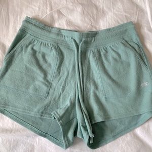 Size M - Daze Short in Seagrass by Alo Yoga